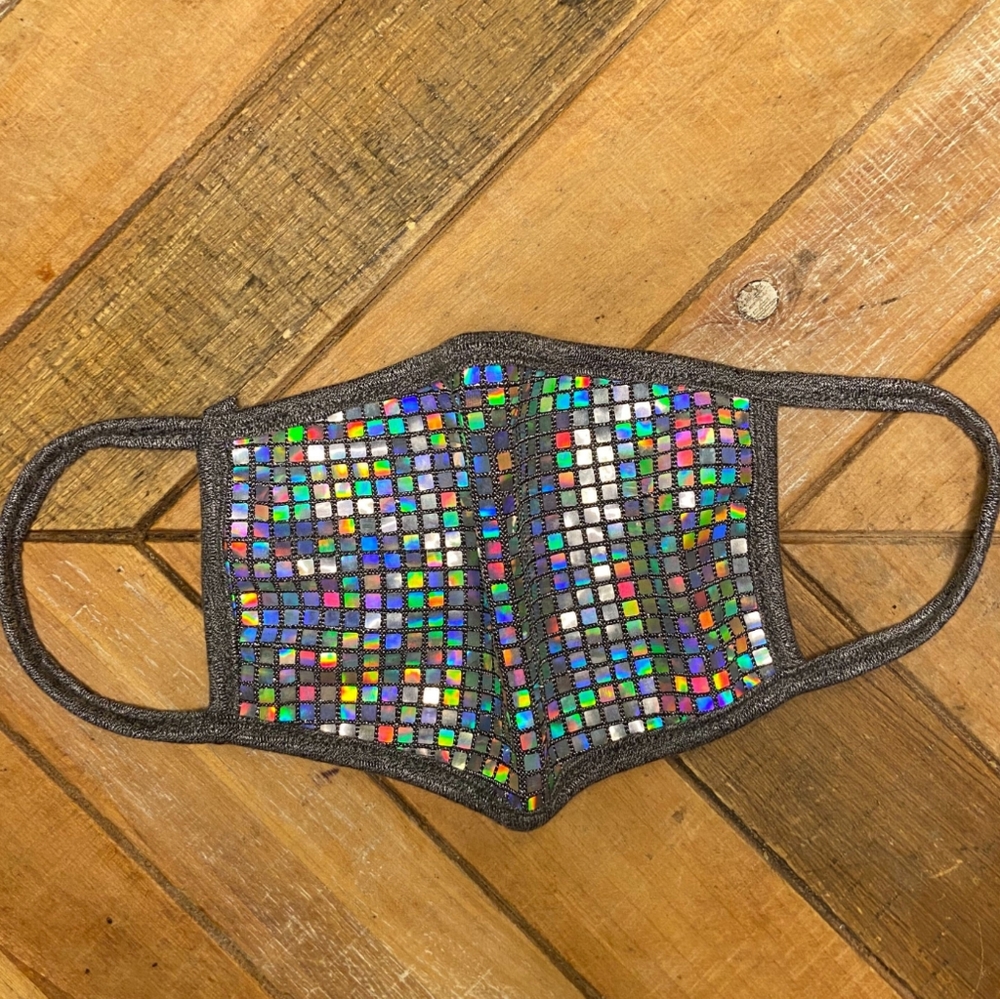 💚NWOT💜Metallic Disco Face Mask